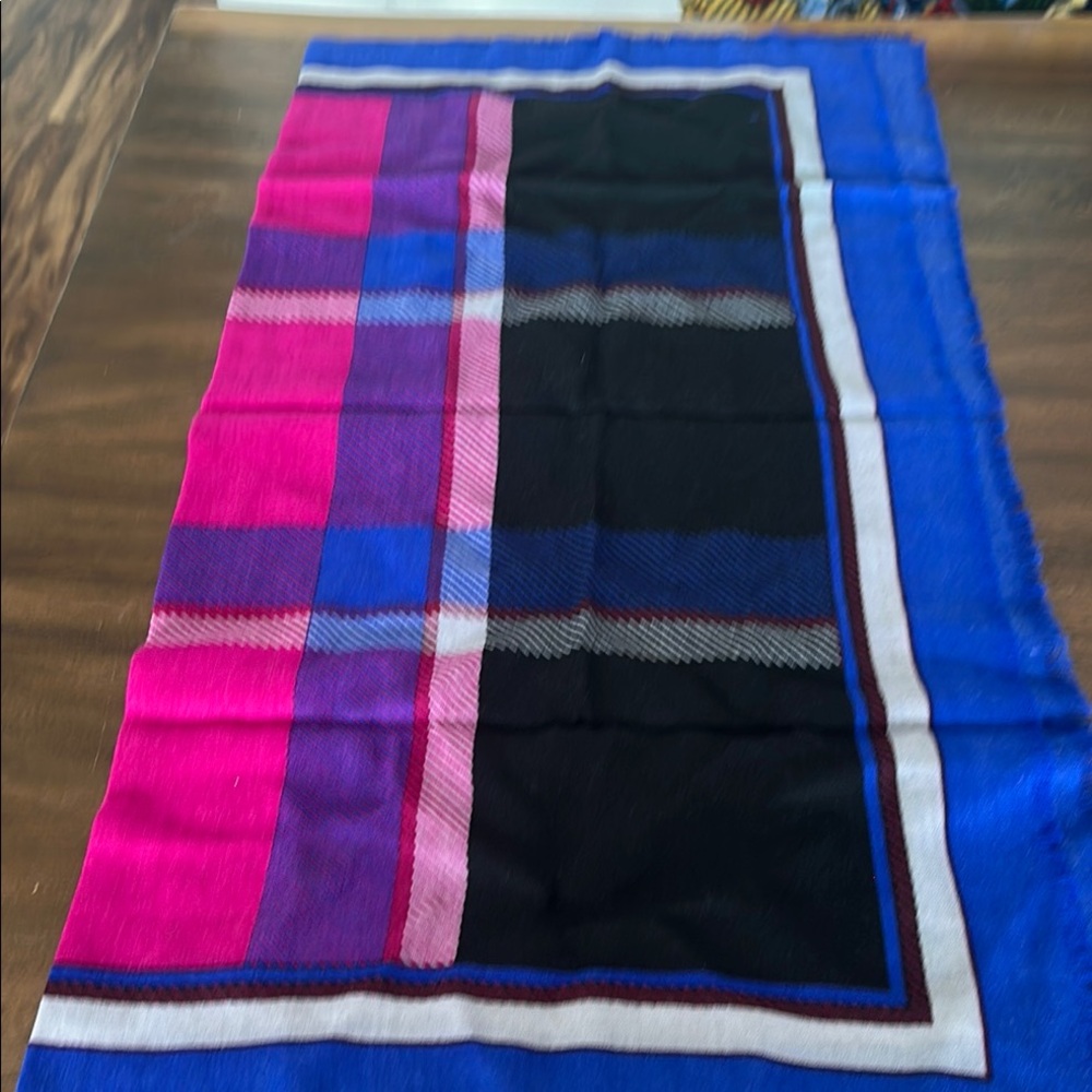 Colorful Geometric Scarf - Picture 3 of 4
